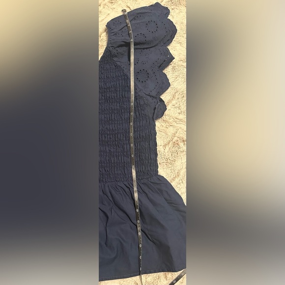 Time and Tru Women's Smocked Bodice V-Neck Eyelet Ruffle Top - Picture 5 of 9